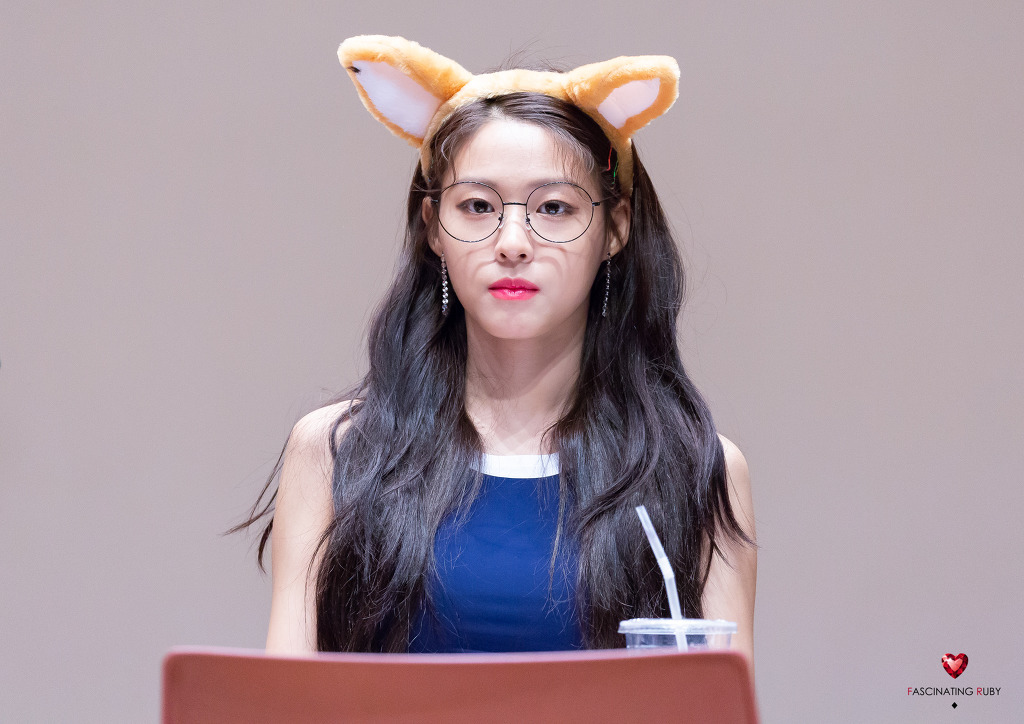 오늘 생일을 맞은 설현이.jpgif | 인스티즈