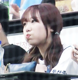 [러블리즈] 평소보다 아침을 많이 먹어서 수정이 | 인스티즈