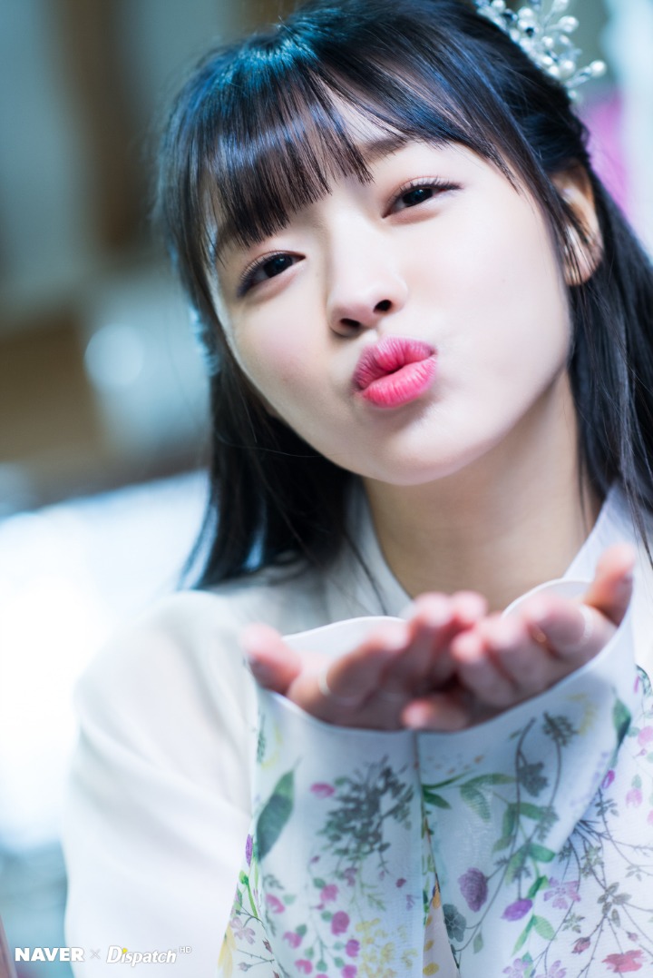한복입은 오마이걸 유아 | 인스티즈