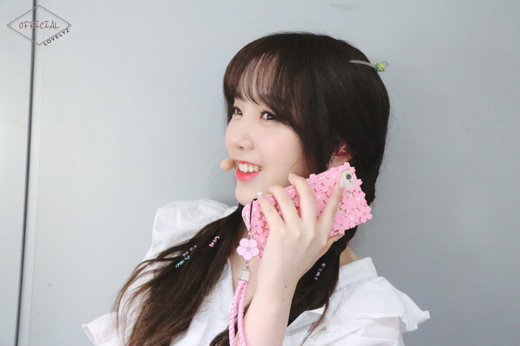 [러블리즈] 선거유세 차량이 너무 시끄럽게해서 케이 | 인스티즈