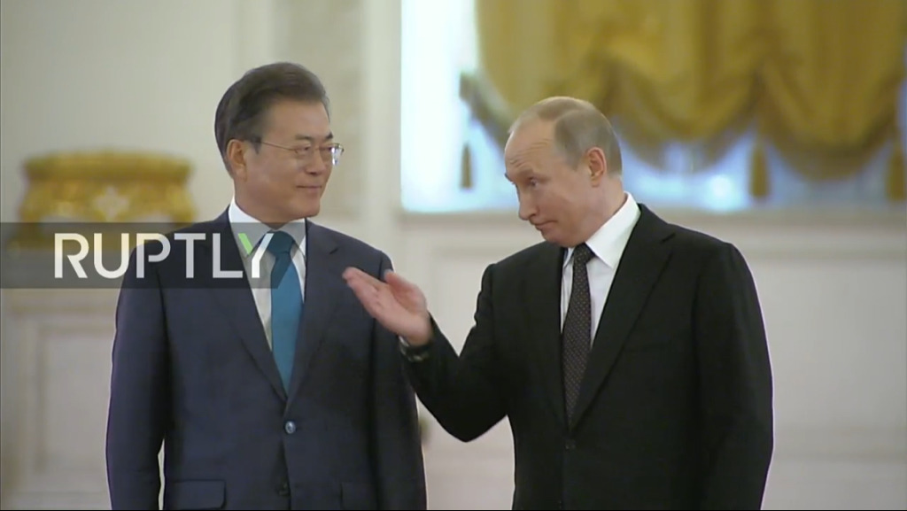 문재인 대통령 러시아 국빈방문 공식 환영식.jpg | 인스티즈