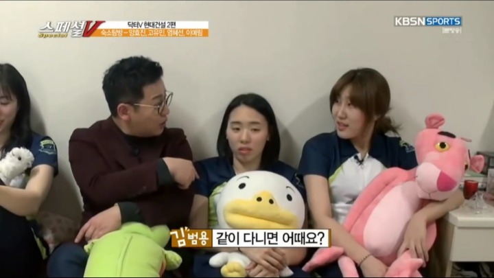 언니들과 잘 어울린다는 동생.jpg | 인스티즈