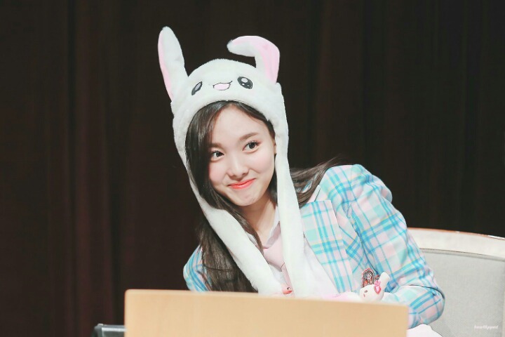 트와이스 팬들의 최대 난제.......jpgif | 인스티즈