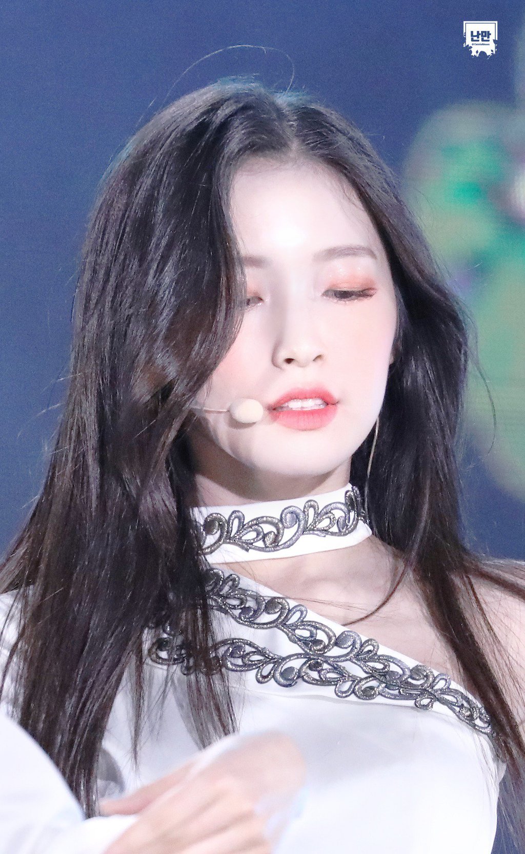 연도별로 보는 오마이걸 아린이의 성장과정.jpgif | 인스티즈