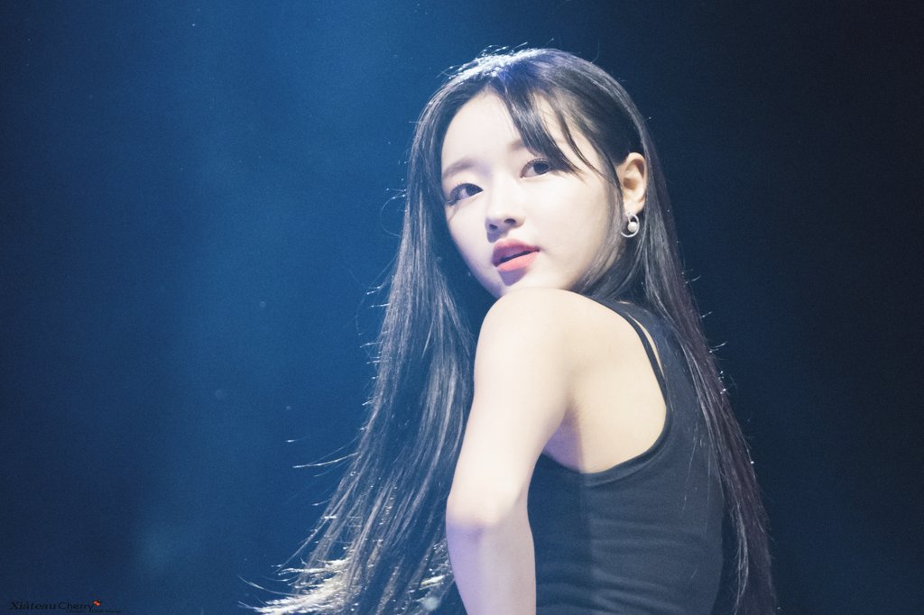 귀여운 와중에 끼가 보이는 오마이걸 유아 | 인스티즈