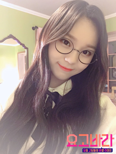 여자친구 엄지.twit | 인스티즈