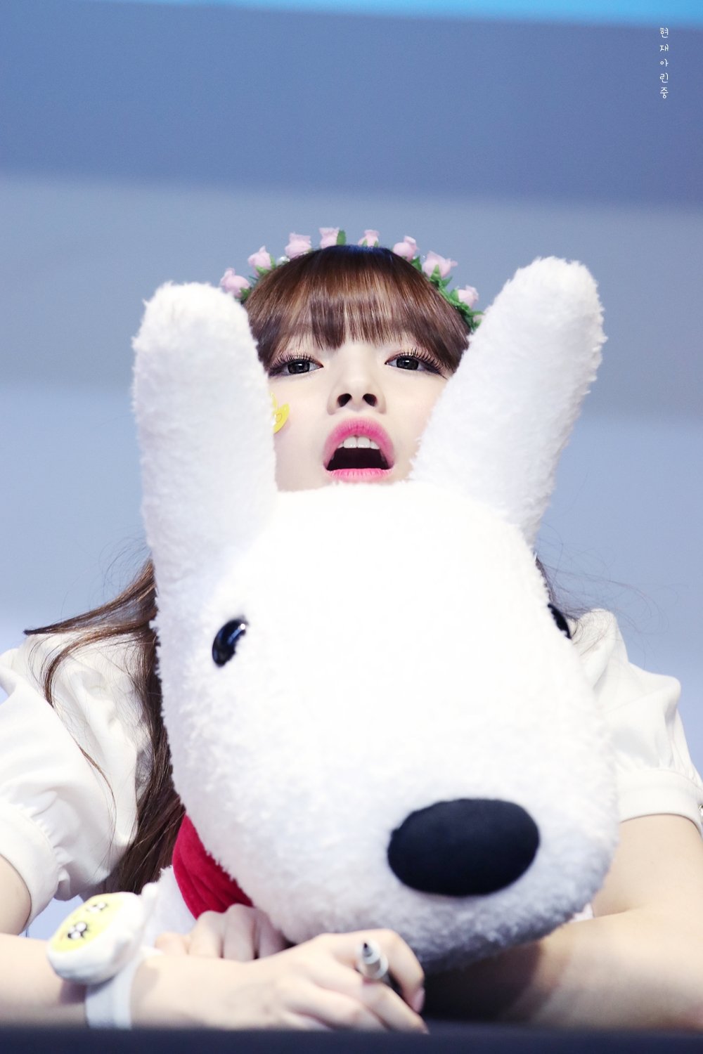 [오마이걸] 하루 한번 랜덤짤 | 인스티즈