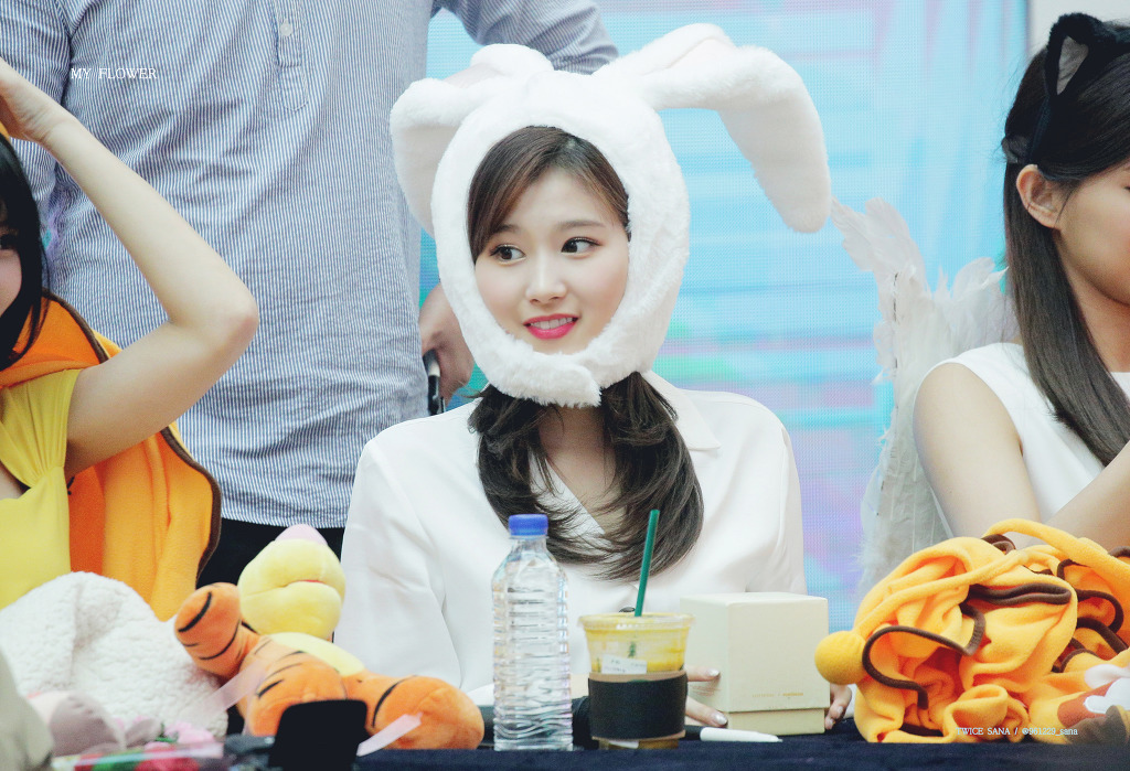 오늘이 생일인 트와이스 사나.jpgif (335장) | 인스티즈