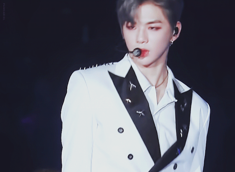 어제 마마에서 강다니엘 스타일.jpg | 인스티즈