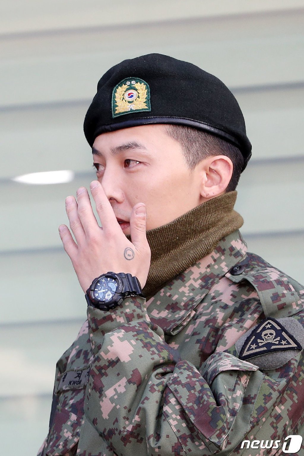 99C9794D5DB4E3E0317F24