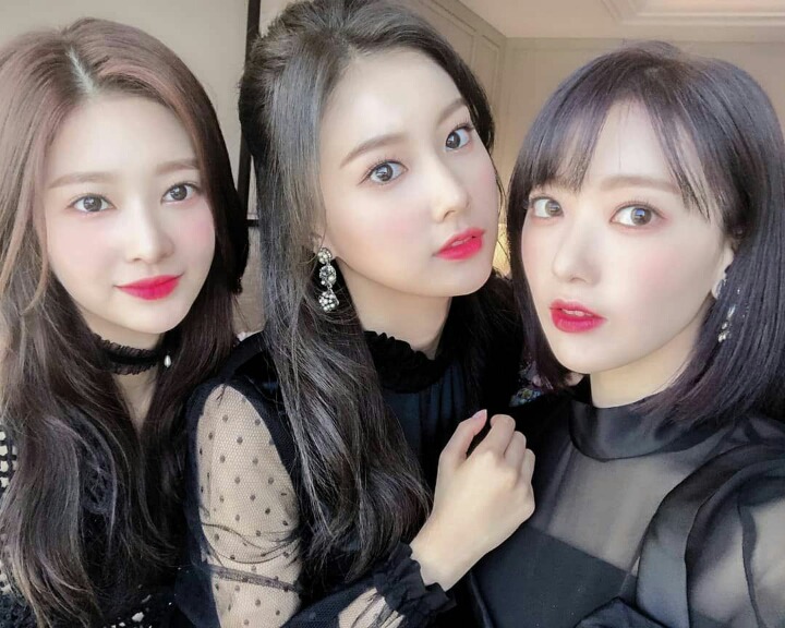 오늘자 아이즈원 인스타 업뎃 | 인스티즈