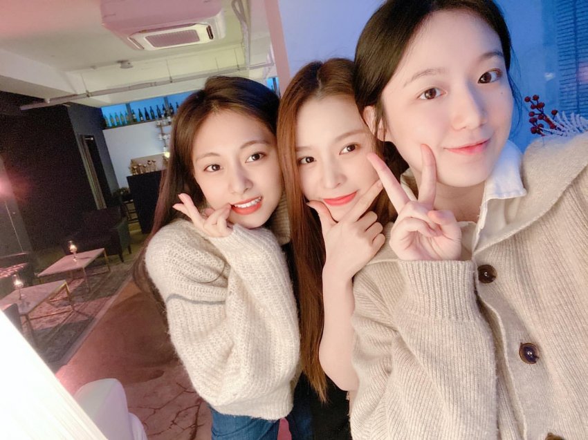 트와이스 쯔위, CLC 엘키, 여자아이들 슈화 | 인스티즈