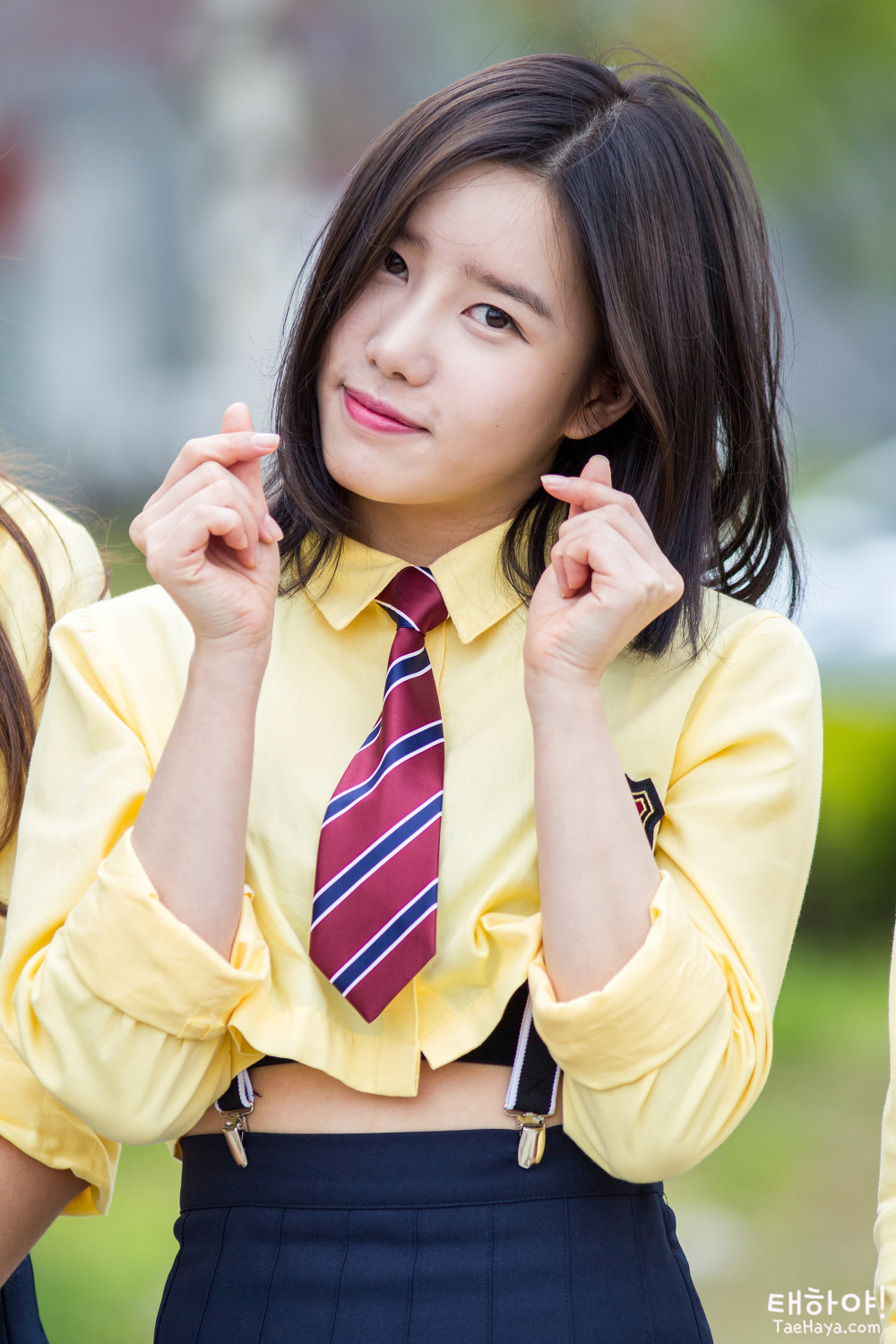 도플갱어 정도로 닮은 연예인.jpg | 인스티즈