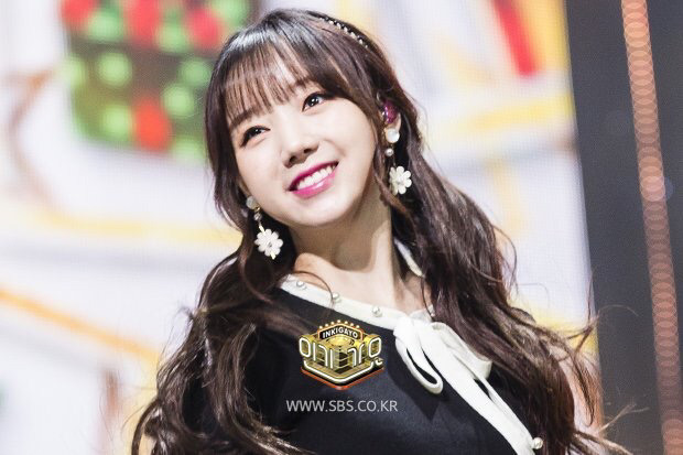 [러블리즈] 밥도 먹고 난로가에 앉으니 자연스레 졸음이 쏟아져서 케이 | 인스티즈