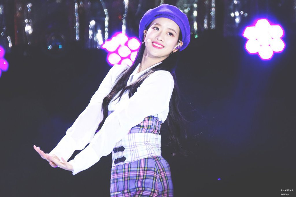 상큼하게 이쁜 에이프릴 이나은.jpgif | 인스티즈